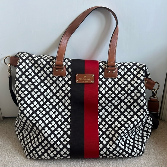 kate spade Handbags - Never used! Kate Spade Bag